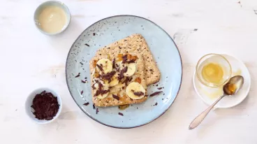 La recette facile de tartine gourmande pour le petit déjeuner imaginée par Annelyse avec Heudebert crackers Multi graines