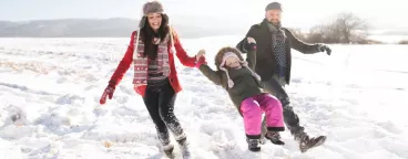 Des jeux pour s’amuser avec de la neige en famille