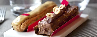 eclair chocolat cafe