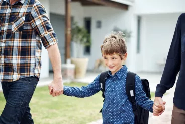 Un décompte pour une rentrée scolaire en douceur Un petit garçon va à l’école le jour de la rentrée