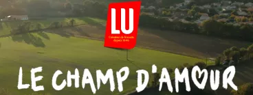 Vue aérienne d’un champ en fond, Logo LU® 