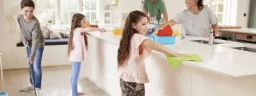 Ménage en famille