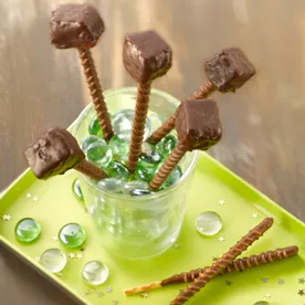 Sucettes au caramel et Mikado® King Choco