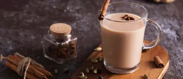 Un chai latte au thé noir