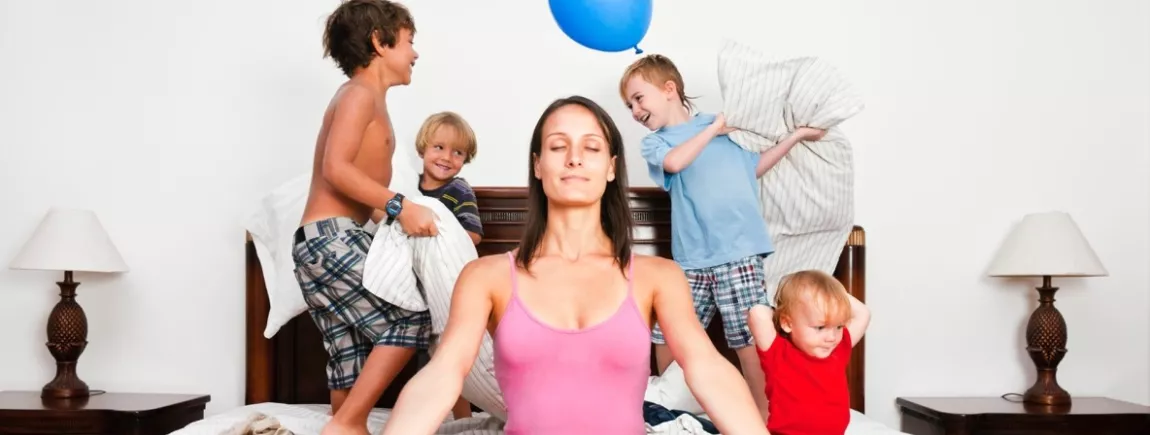 Mari, enfants, travail : 5 bons conseils pour ne pas vous laisser déborder ! Une femme zen et organisée
