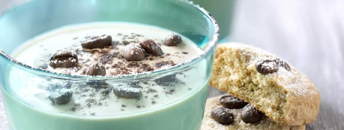 Frozen yogurt revisité, au café Tassimo ® Grand'Mère ® et petits sablés Frozen yogurt au café Tassimo® Grand’Mère® et petits sablés
