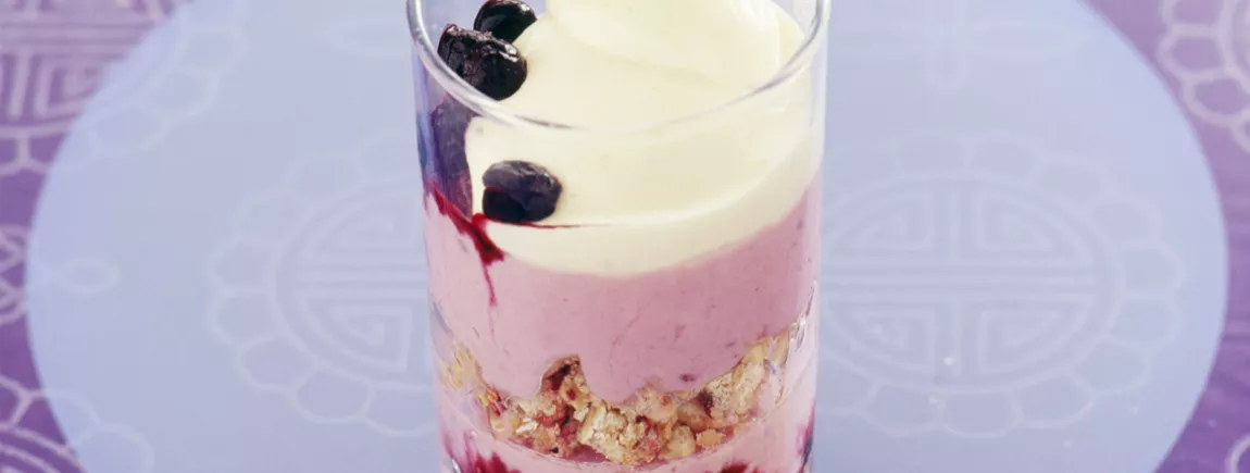 Tiramisu à la myrtille et Grany ® Fraises et Framboises Tiramisu myrtille et Grany Fraises Framboises
