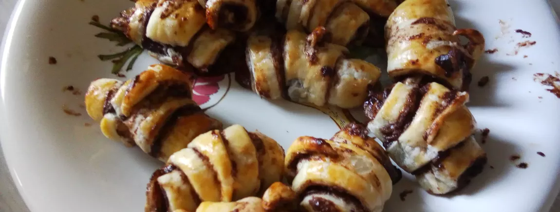 croissant pâte à tartiner banane croissant nutella banane