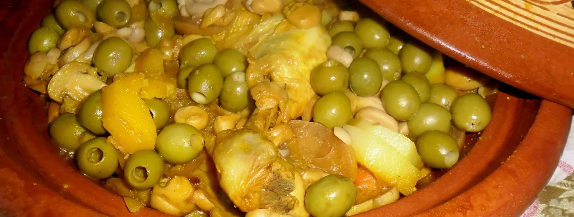 Tajine au poulet et aux olives Tajine au poulet et aux olives