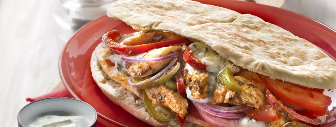 Assiettes ultra complète: kebab de poulet & petits poivrons